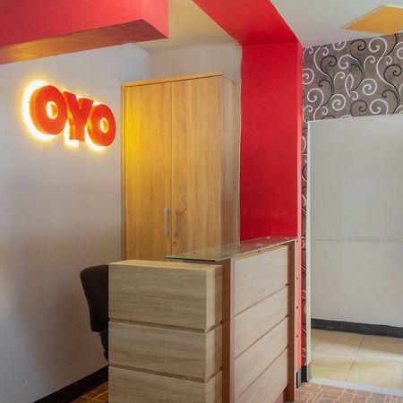 Oyo 649 K68 Residence Джакарта Екстер'єр фото