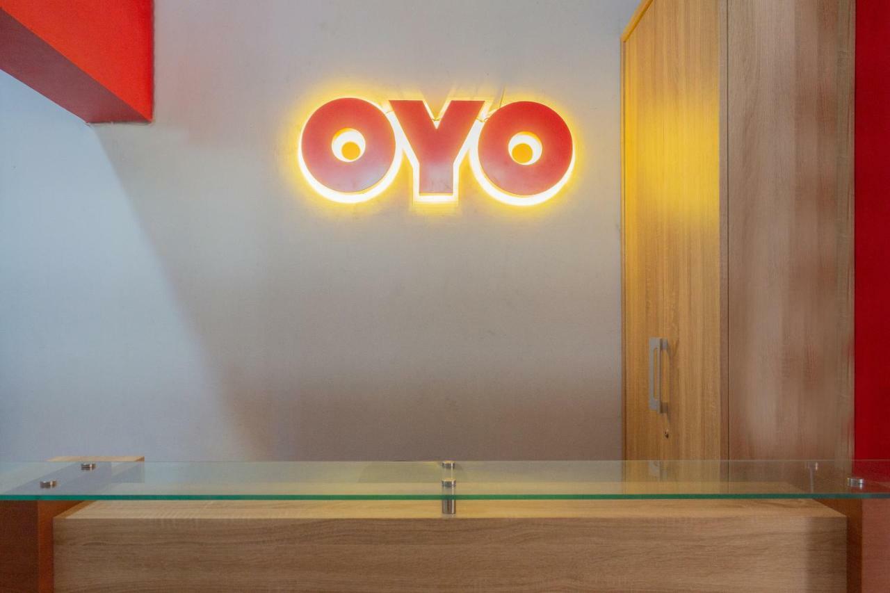 Oyo 649 K68 Residence Джакарта Екстер'єр фото